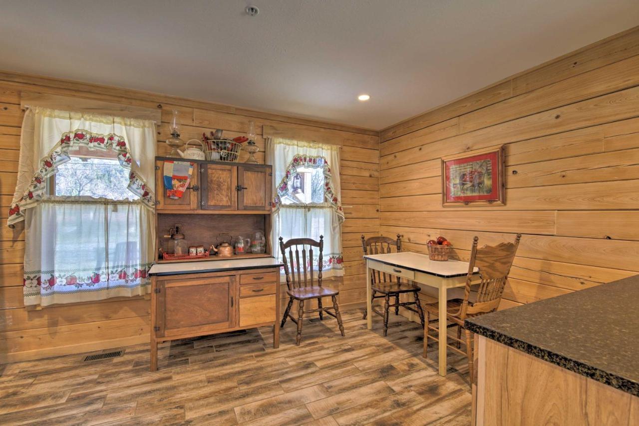 Quiet Hollister Cabin Walk To Lake Taneycomo Luaran gambar