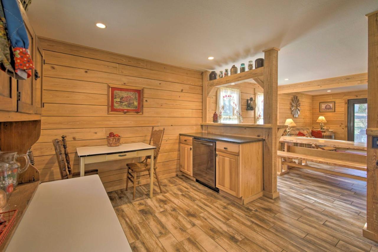 Quiet Hollister Cabin Walk To Lake Taneycomo Luaran gambar