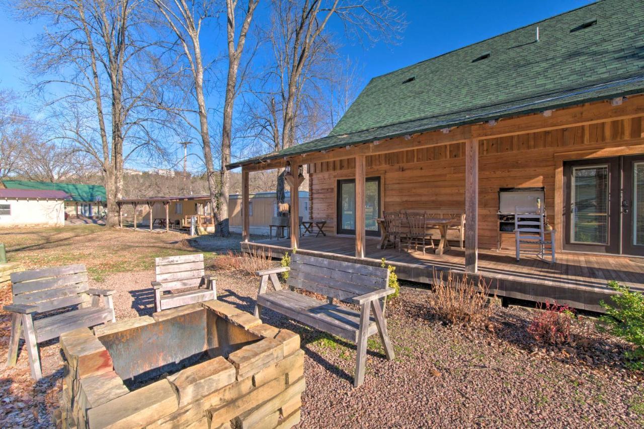 Quiet Hollister Cabin Walk To Lake Taneycomo Luaran gambar