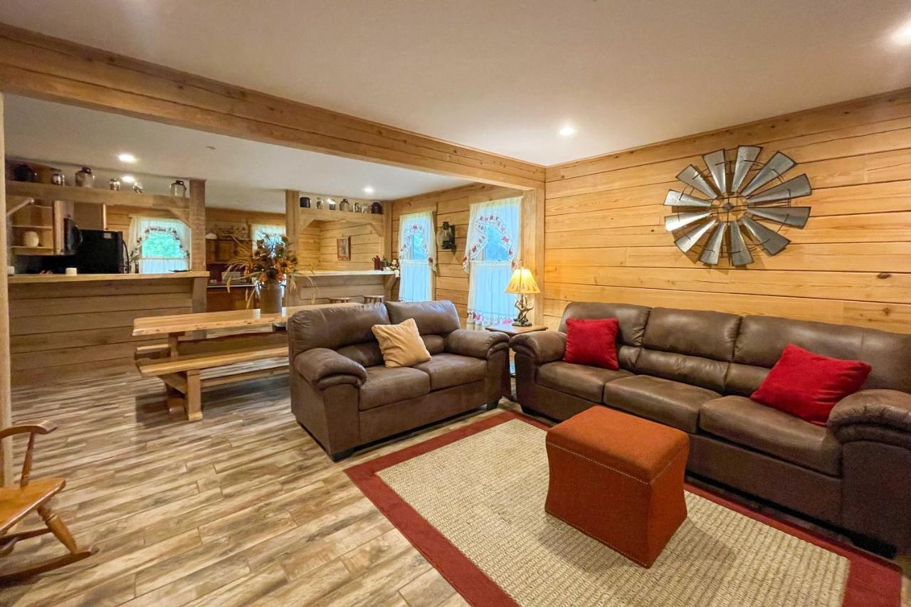Quiet Hollister Cabin Walk To Lake Taneycomo Luaran gambar